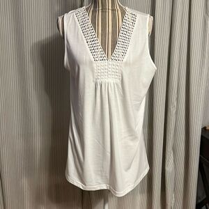 Xieerduo White Sleeveless Top